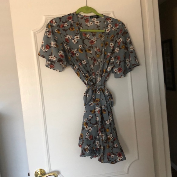 Women’s Tie Up dress - Picture 1 of 2